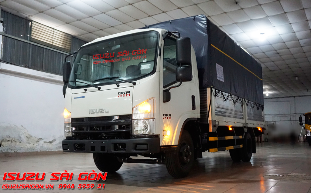 Xe Tải Isuzu 1T9 Mui Bạt | Isuzu 1.9 Tấn Mui Bạt 3